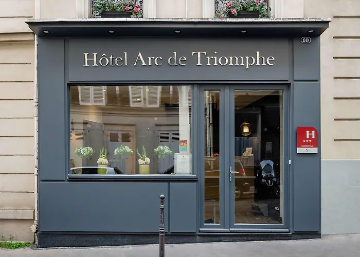 Arc De TriompheHotel Parigi